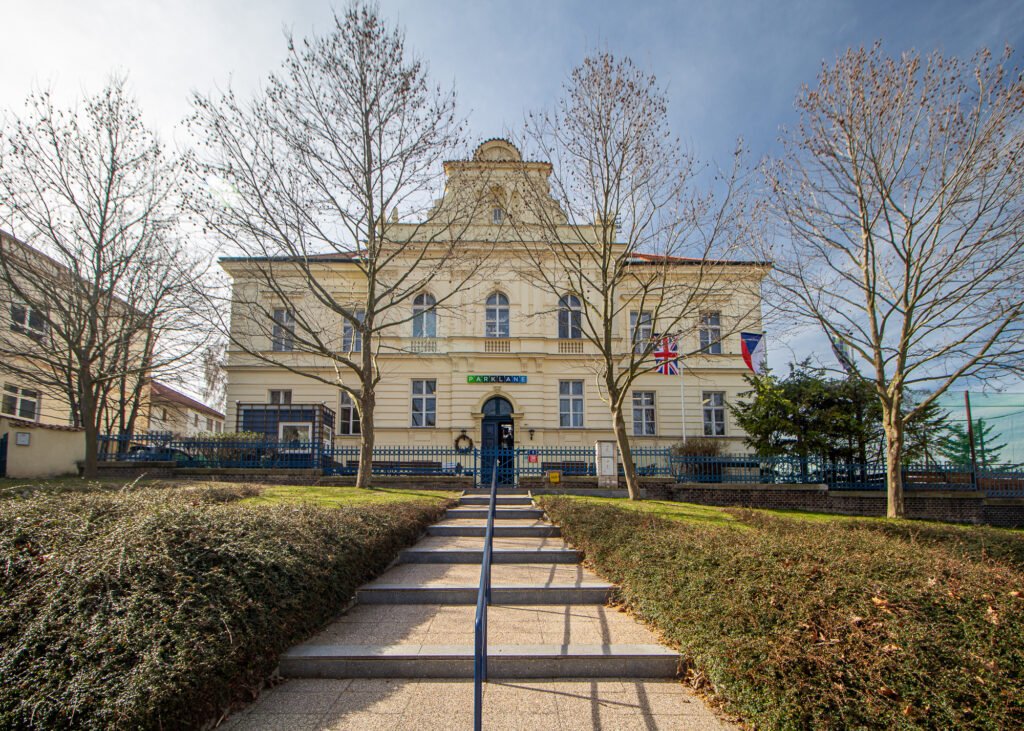 Park Lane International School