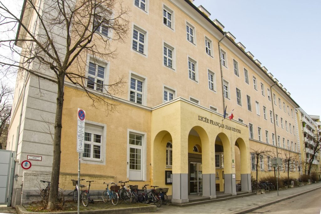 Lycée Jean Renoir (French International School)