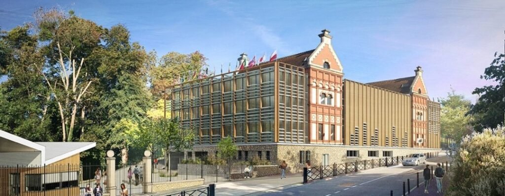 Best Schools in Paris