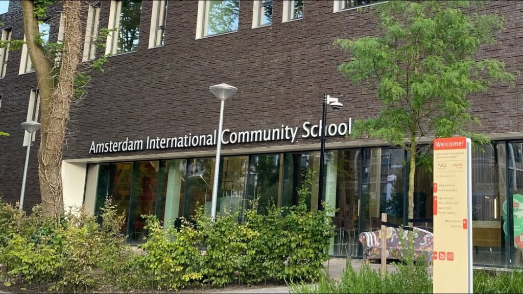 Amsterdam International Community School (AICS)