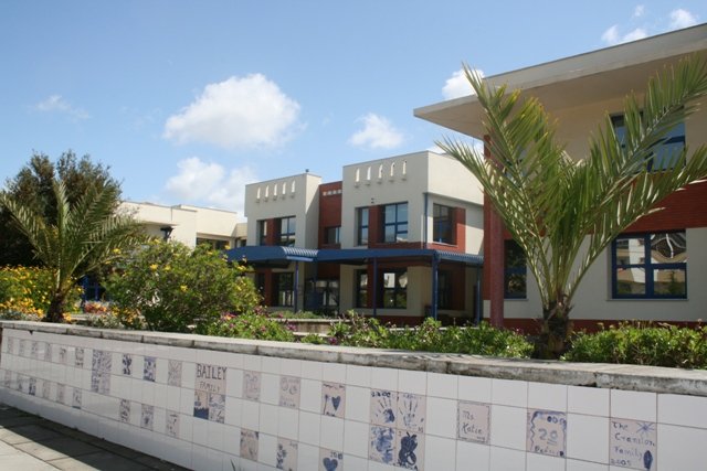 Carlucci American International School of Lisbon (CAISL)