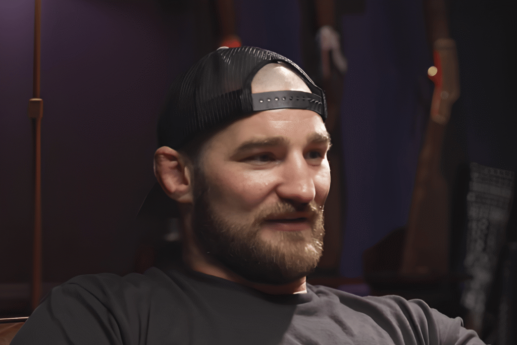 On August 31, 2026, controversial MMA fighter Sean Strickland lashed out at Lindsay Clancy’s husband.