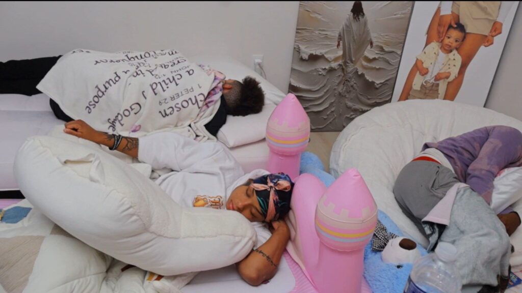 The streamer dropped major revelations in her recent stream (Image via Kick/Chrisean)