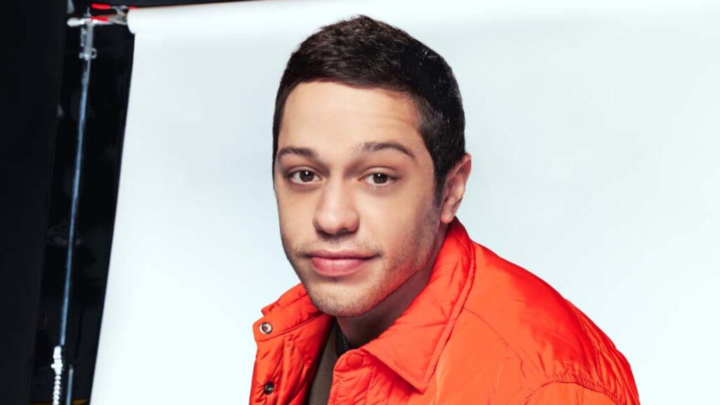 Pete Davidson talks about social media influencers (Image via commons.wikimedia.org)