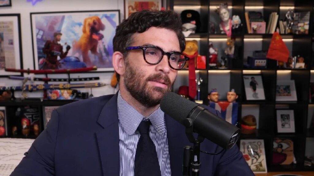 Hasan Piker reacts to his criticism of Kamala Harris (Image via Twitch/@hasanabi)