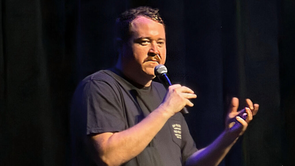 Shane Gillis' controversial monologue at SNL (Image via Wikimedia Commons/Quintin Soloviev)