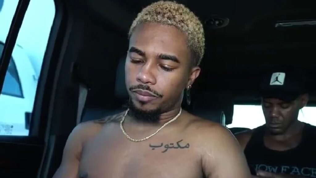 DeenTheGreat says he was offered $50 million to halt social media activities (Image via Kick / @deenthegreat)